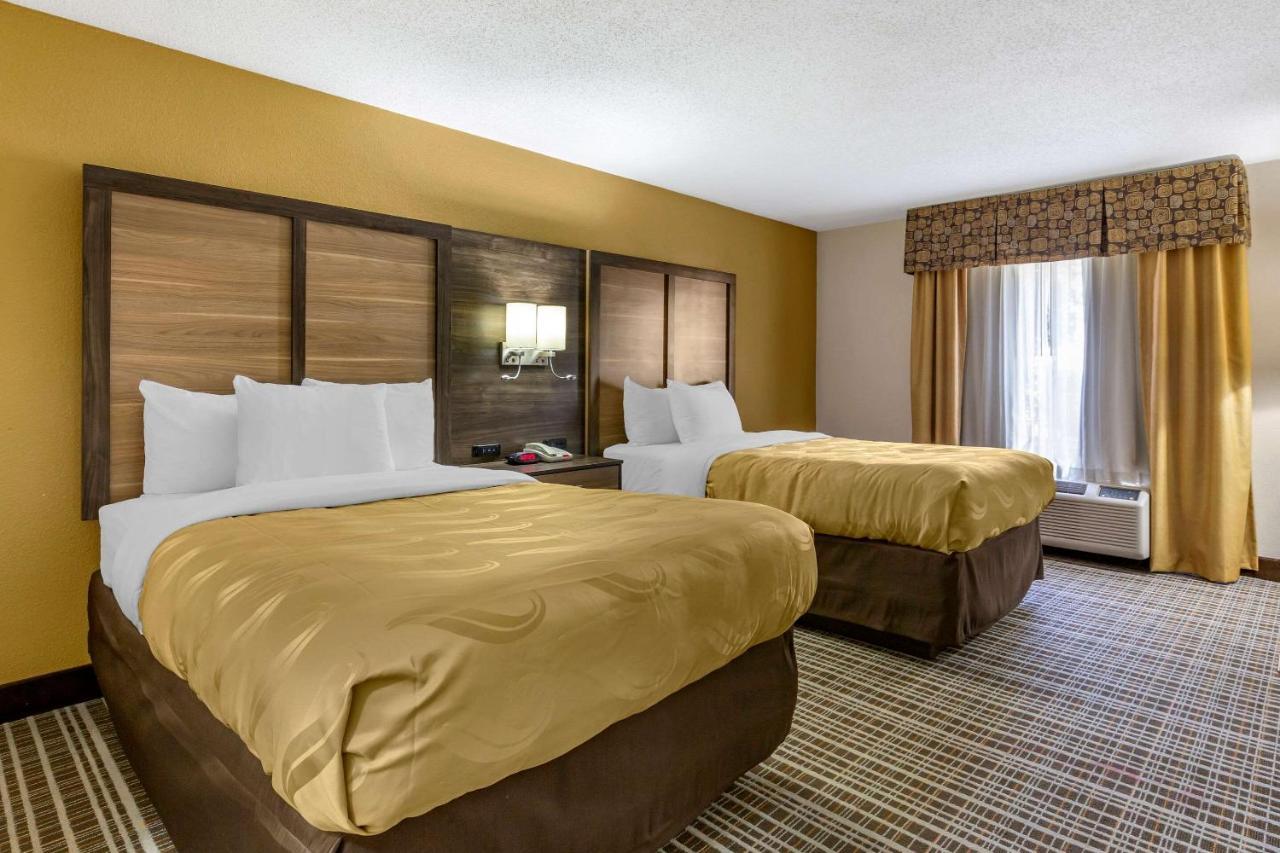 Quality Inn & Suites - Greensboro-High Point Kültér fotó