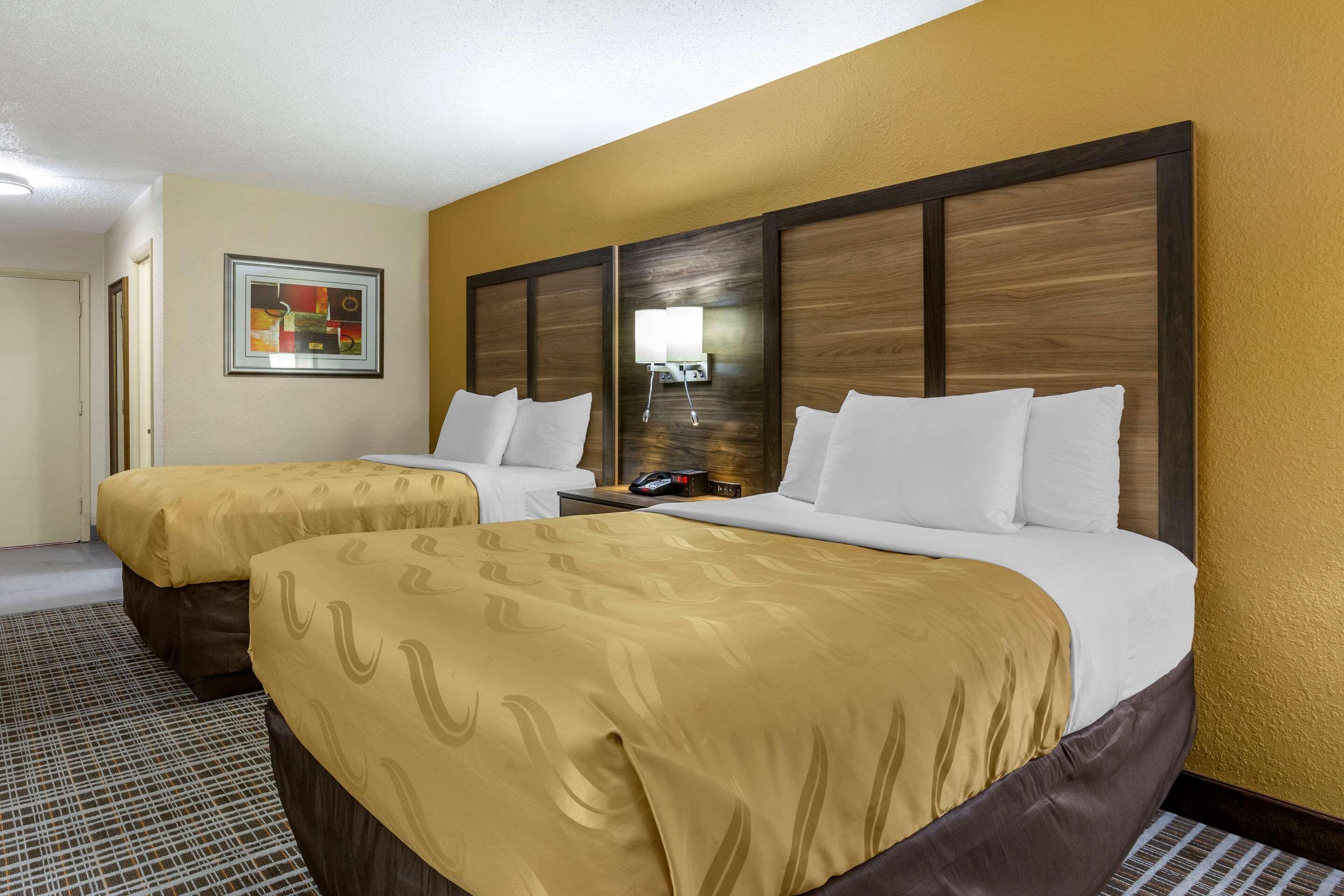 Quality Inn & Suites - Greensboro-High Point Kültér fotó