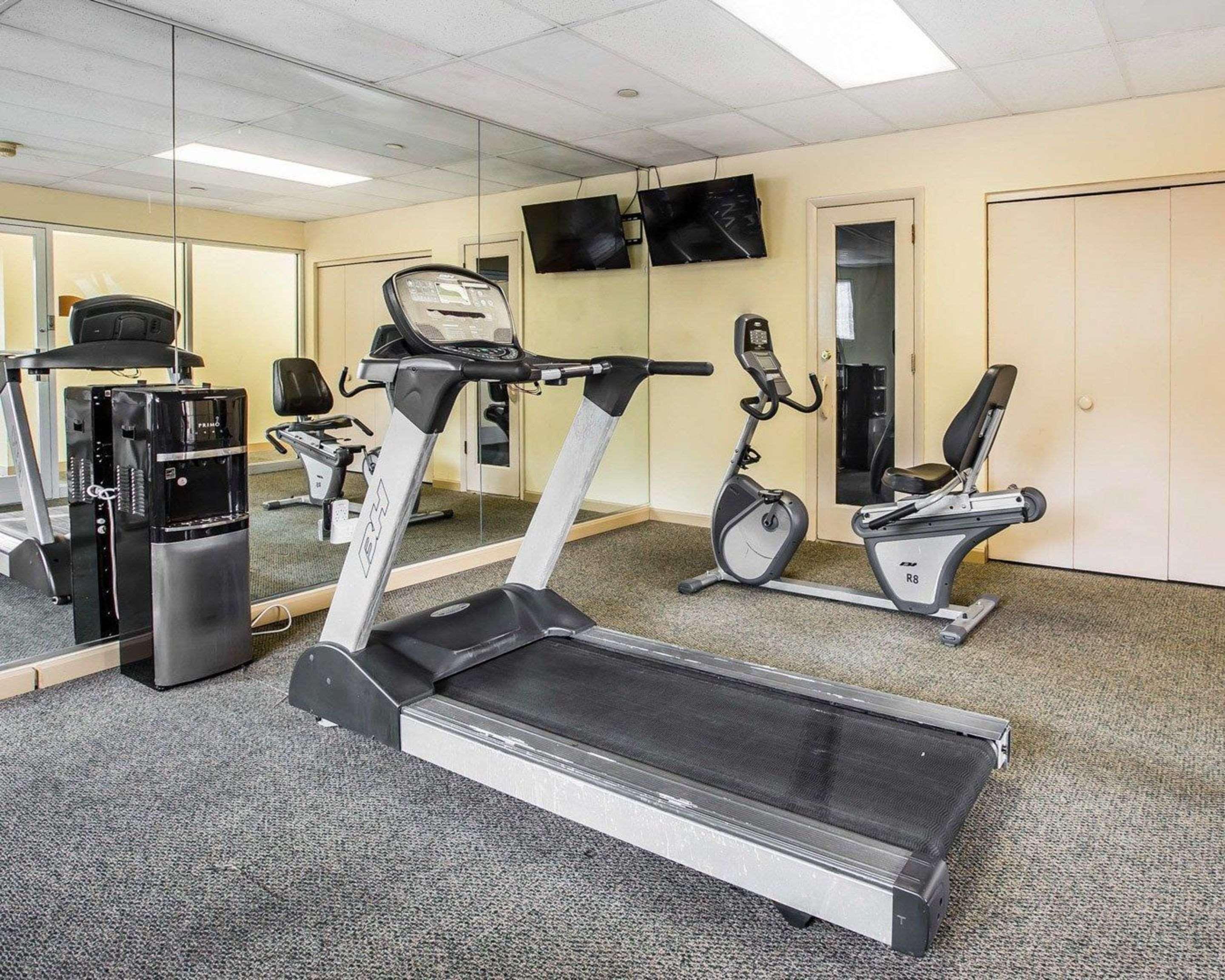 Quality Inn & Suites - Greensboro-High Point Kültér fotó