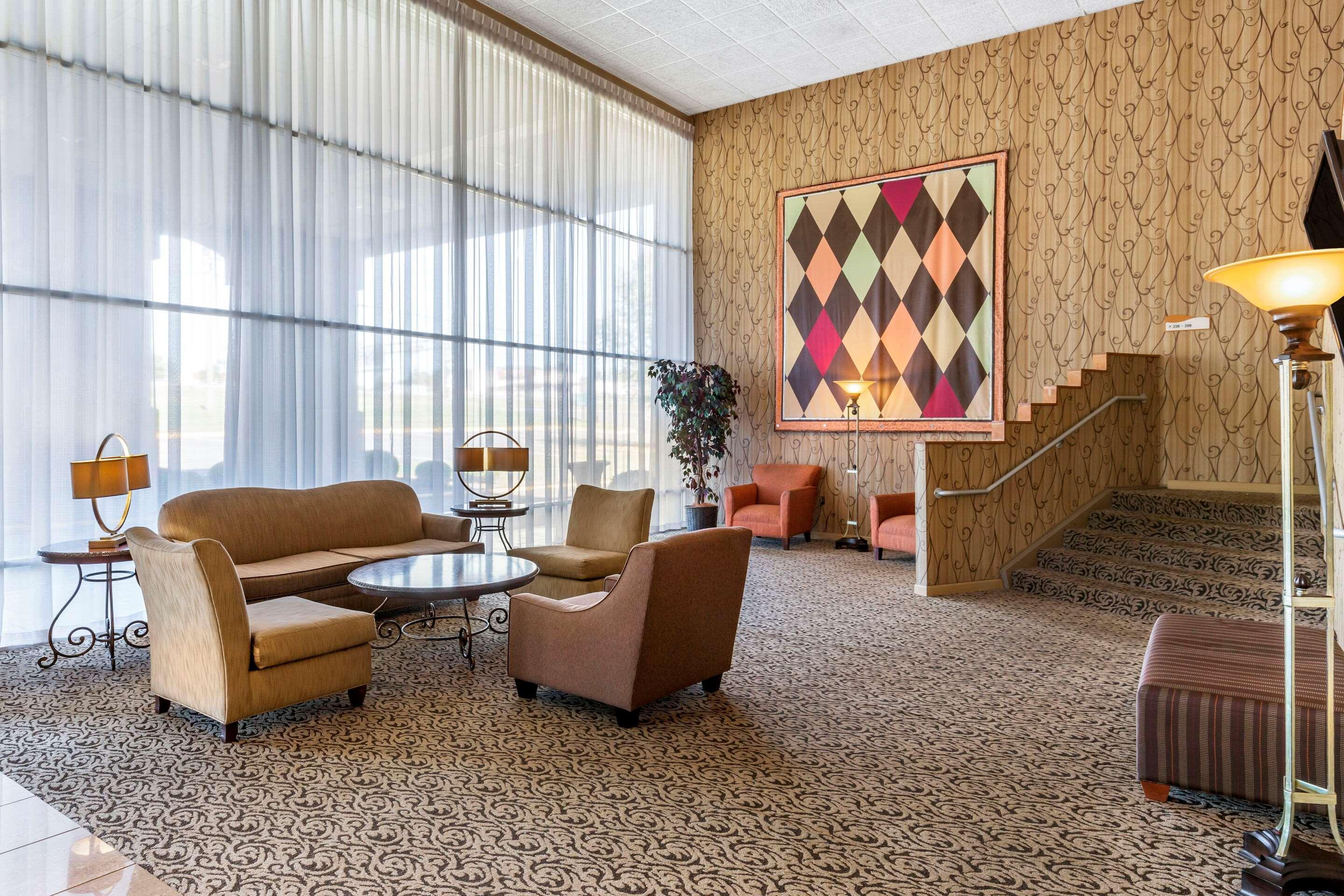 Quality Inn & Suites - Greensboro-High Point Kültér fotó