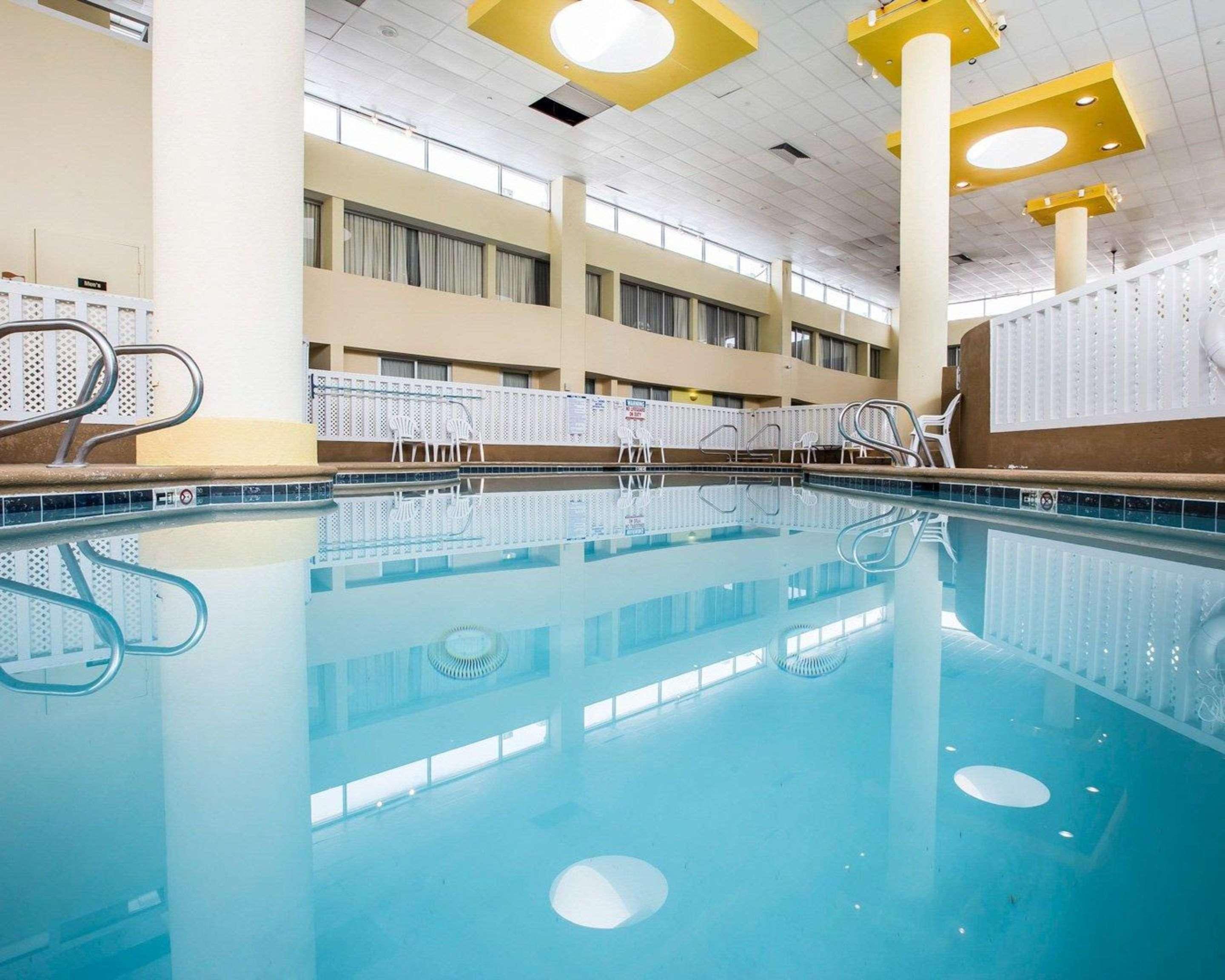 Quality Inn & Suites - Greensboro-High Point Kültér fotó