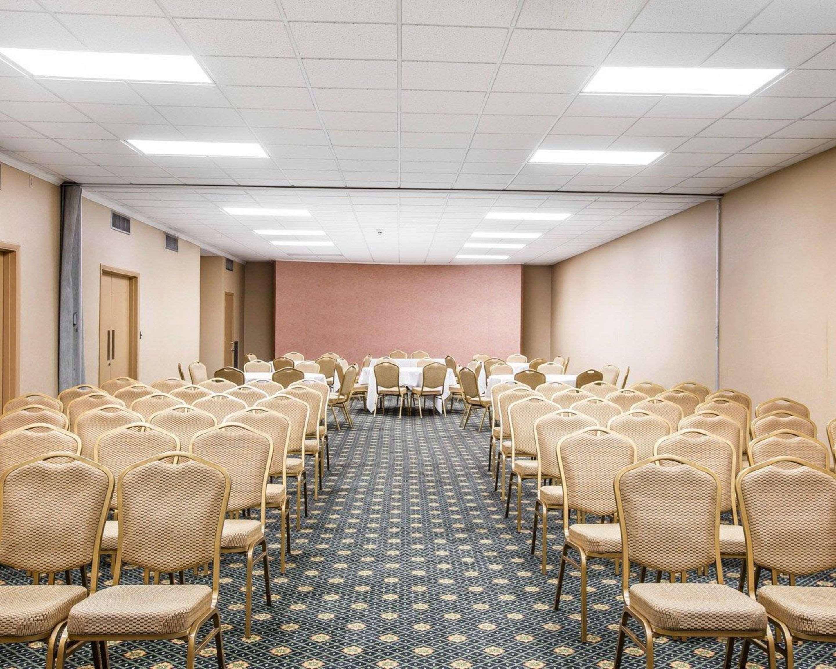 Quality Inn & Suites - Greensboro-High Point Kültér fotó