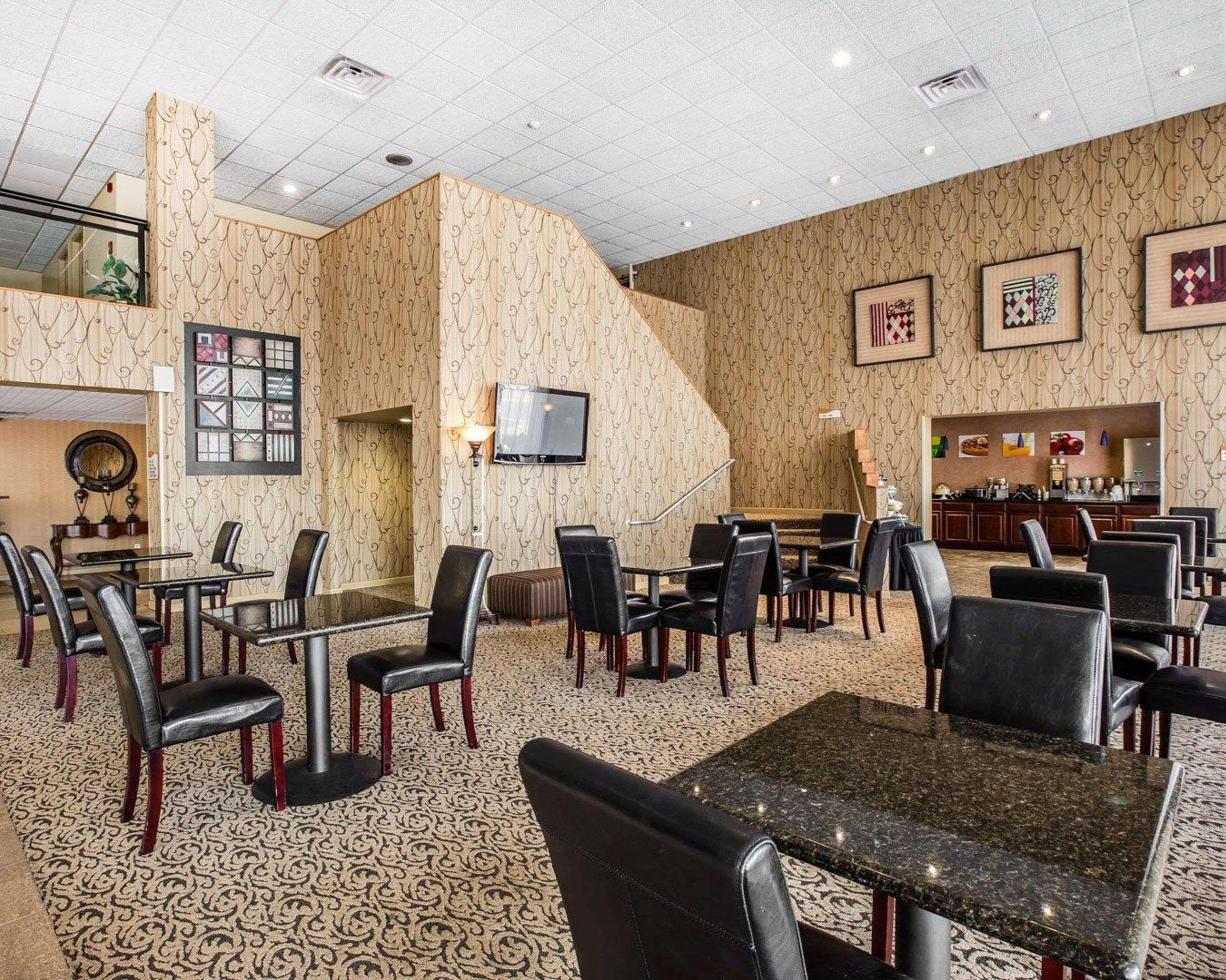 Quality Inn & Suites - Greensboro-High Point Kültér fotó